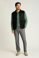 Mogul Fleece Vest / Bonobos - black