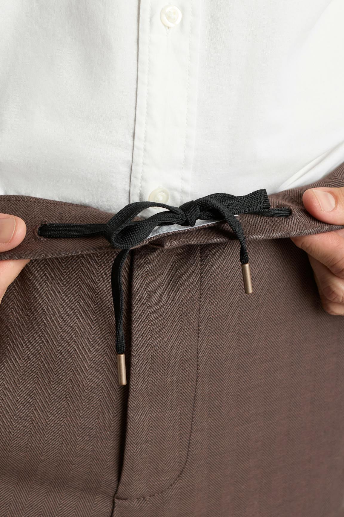 The Off Duty Pant / Bonobos - chocolate brown herringbone
