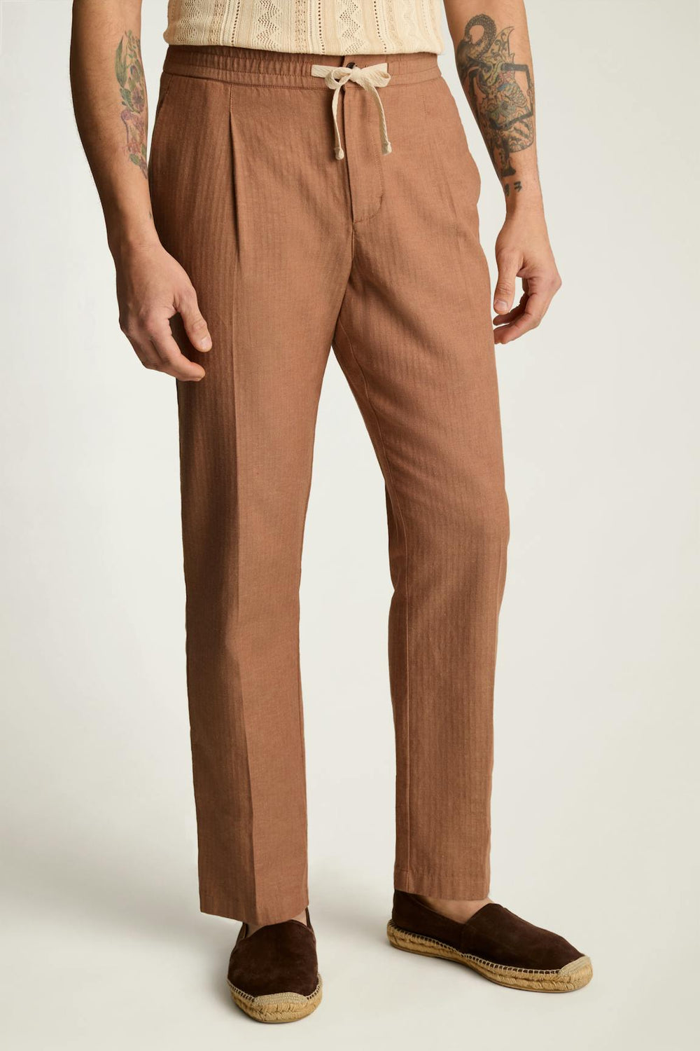 Linen Blend Boardwalk Pant / Bonobos - russet herringbone linen
