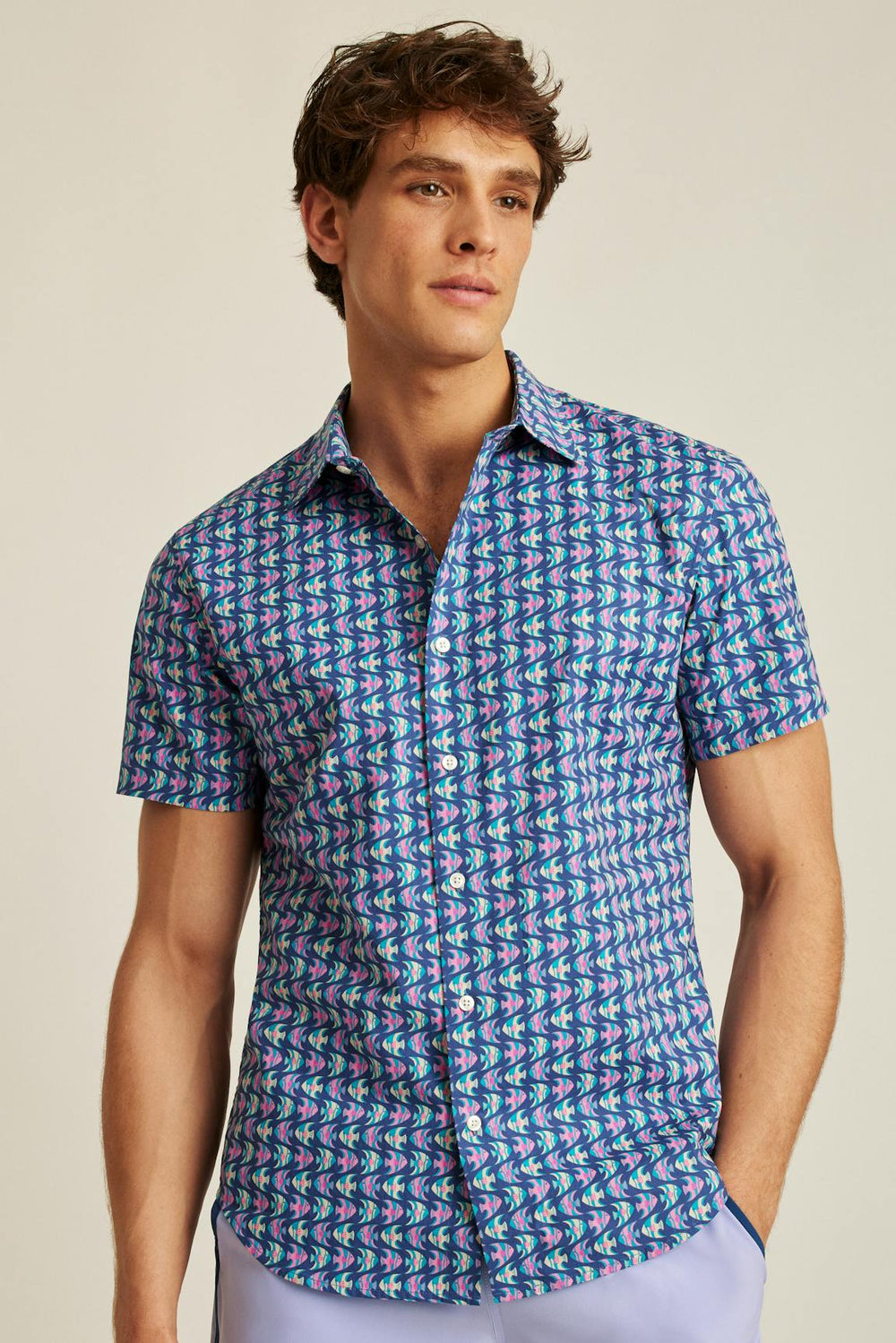 Riviera Short Sleeve Shirt / Bonobos - navy pink fish waves