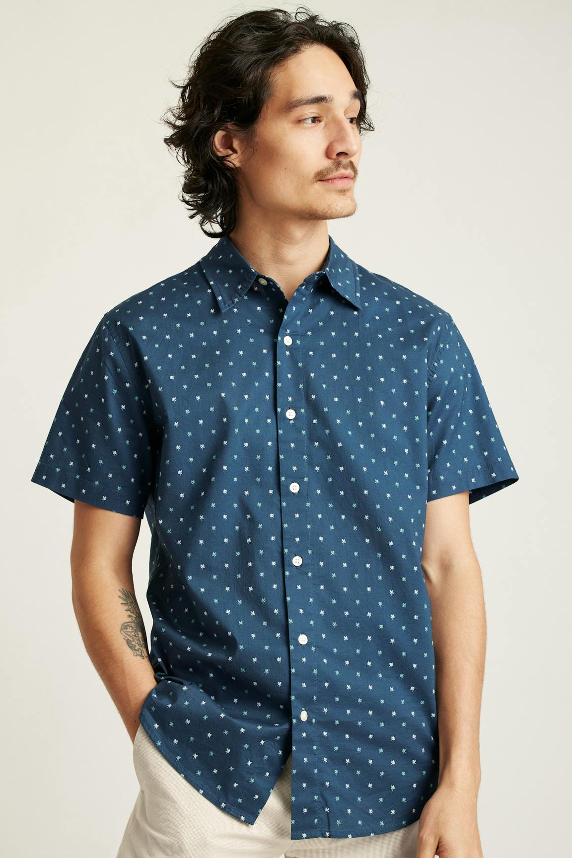 Riviera Short Sleeve Shirt / Bonobos - navy teal friend of a frond