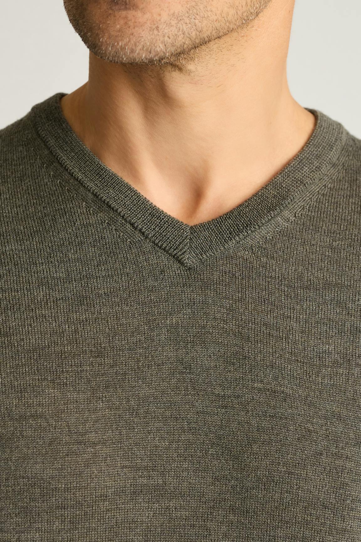 Washable Merino V-Neck Sweater / Bonobos - olive green heather