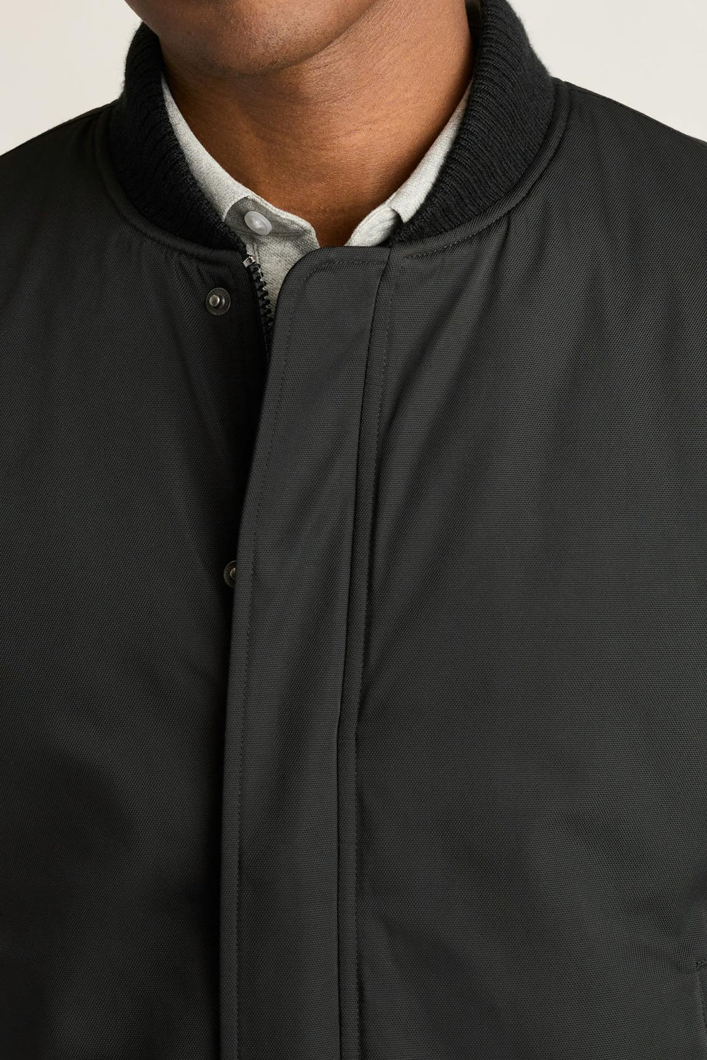 Filled Boulevard Bomber / Bonobos - black