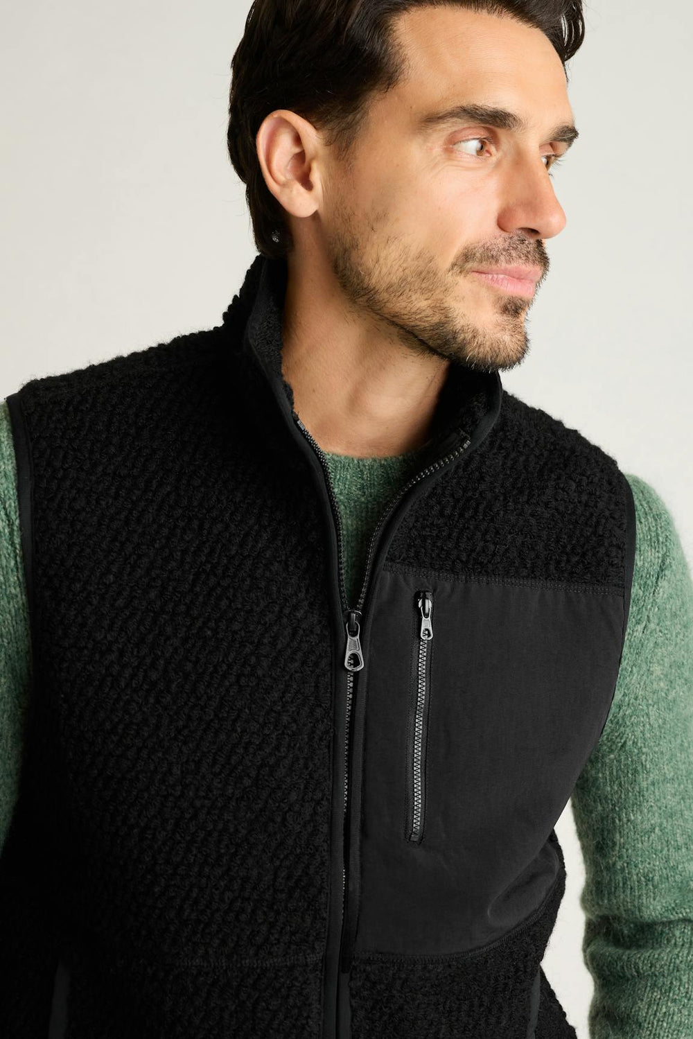 Mogul Fleece Vest / Bonobos - black