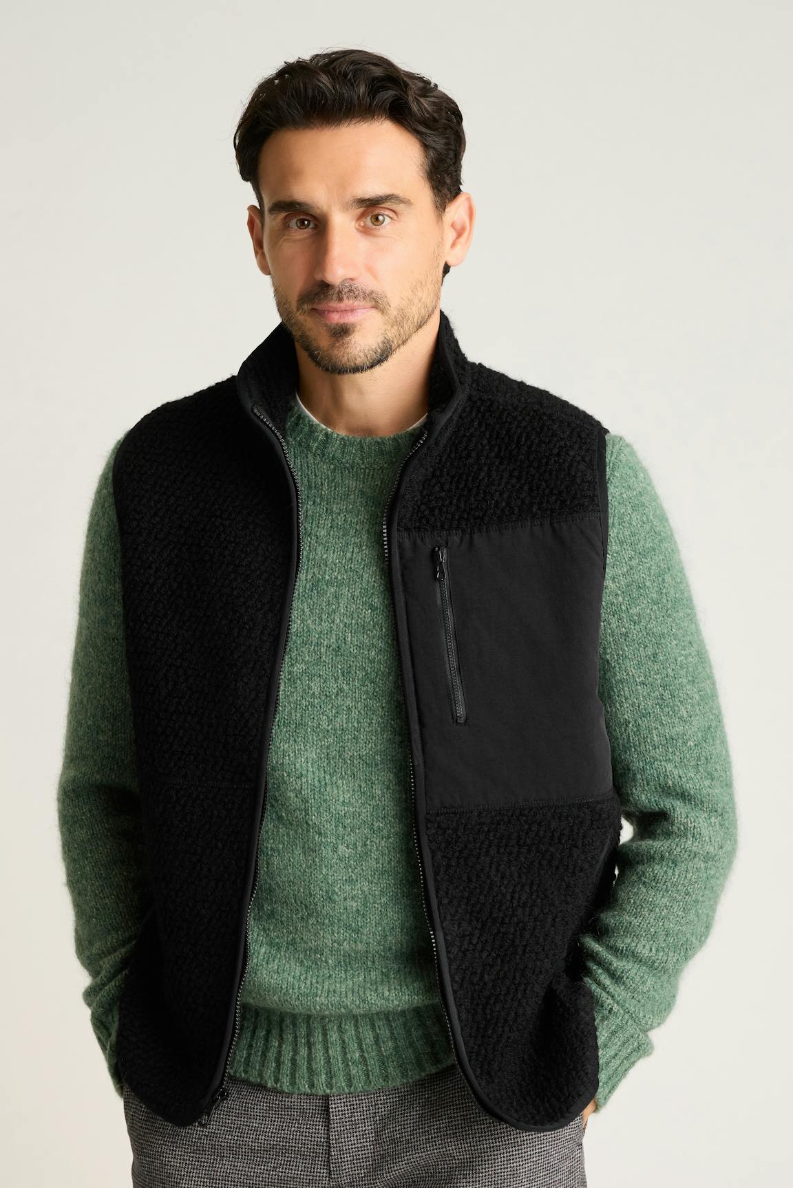 Mogul Fleece Vest / Bonobos - black