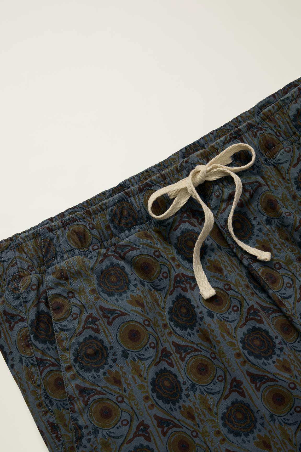Nomad Short / Bonobos - blue abstract floral