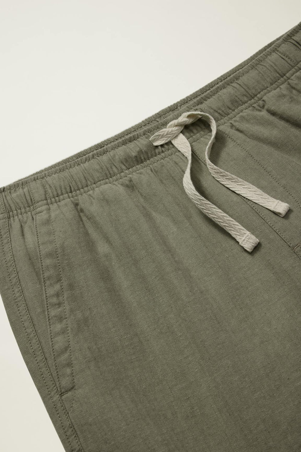 Nomad Short / Bonobos - olive green herringbone linen