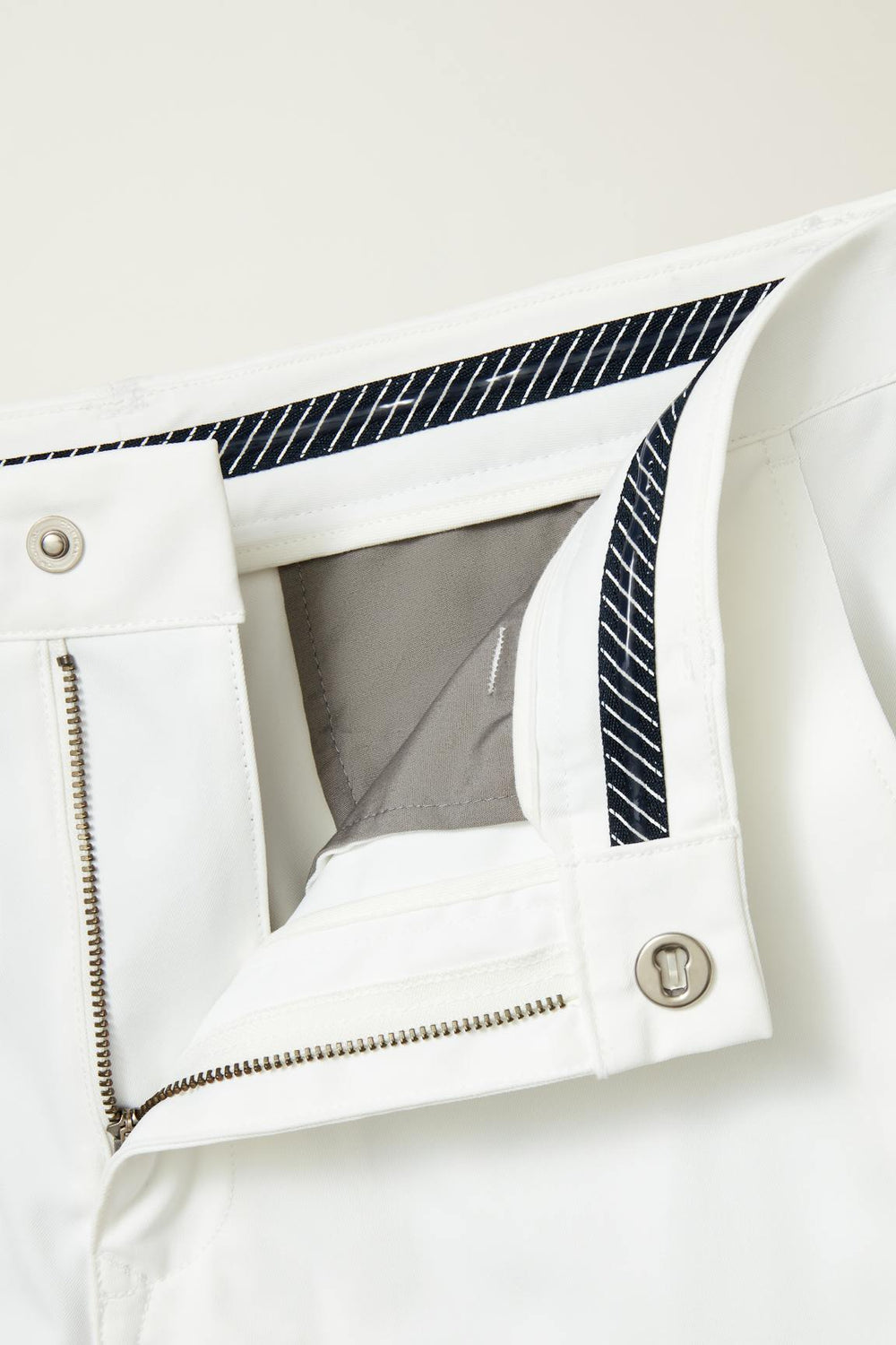 Highland Golf Shorts / Bonobos - white