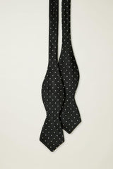 Premium Bowtie / Bonobos - black dots silk